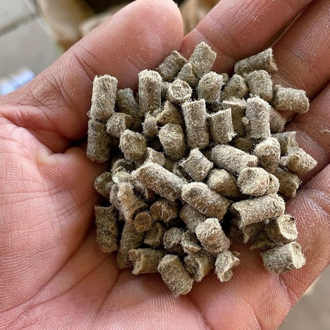 Natural Soil Amendment for Outdoor Gardens, Raised Beds & Indoor Plants - Organic Soil Additive Fertilizer for Plant Growth and Moisture Retention 1 Lbs