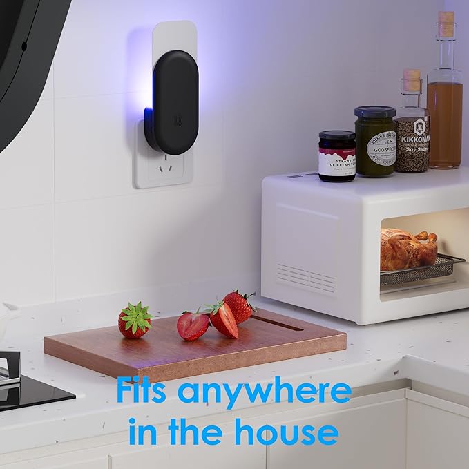 Fly Trap Indoor, 3 in 1 Plug-in Fruit Fly Trap,1 Trap Black and 5 Glue Cards, Fruit Fly Traps for Indoors, Flying Insect Trap for Gnat, Moth, Mosquito, Suitable for Every Part of The Home