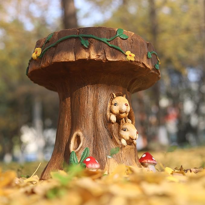 Delicate Fairytale Resin Mushroom Squirrel Garden Stool Statue Lovely Versatile Ornamental in/Outdoor Backyard Patio Squirrel Stool Sculpture Decor