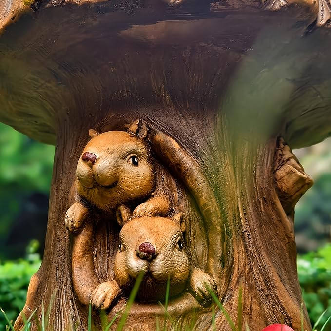Delicate Fairytale Resin Mushroom Squirrel Garden Stool Statue Lovely Versatile Ornamental in/Outdoor Backyard Patio Squirrel Stool Sculpture Decor