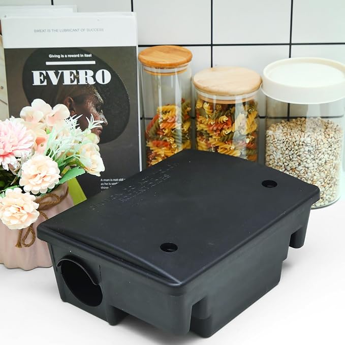Qualirey 24 Packs Rat Bait Station Box Outdoor Rodent Rat Traps with Key Mouse Bait Station Indoor Mice Box for Outdoor Use Keeping Pets and Children Safe (Black)